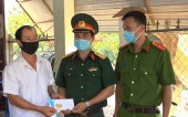 Mặt trận Tổ quốc Việt Nam thị xã Bình Long thăm và tặng quà chốt kiểm soát bệnh Covid – 19