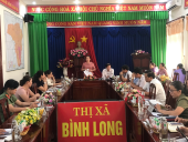 UBND Thị xã Bình Long họp thông qua các báo cáo trình kỳ họp thứ V, HĐND khóa XII