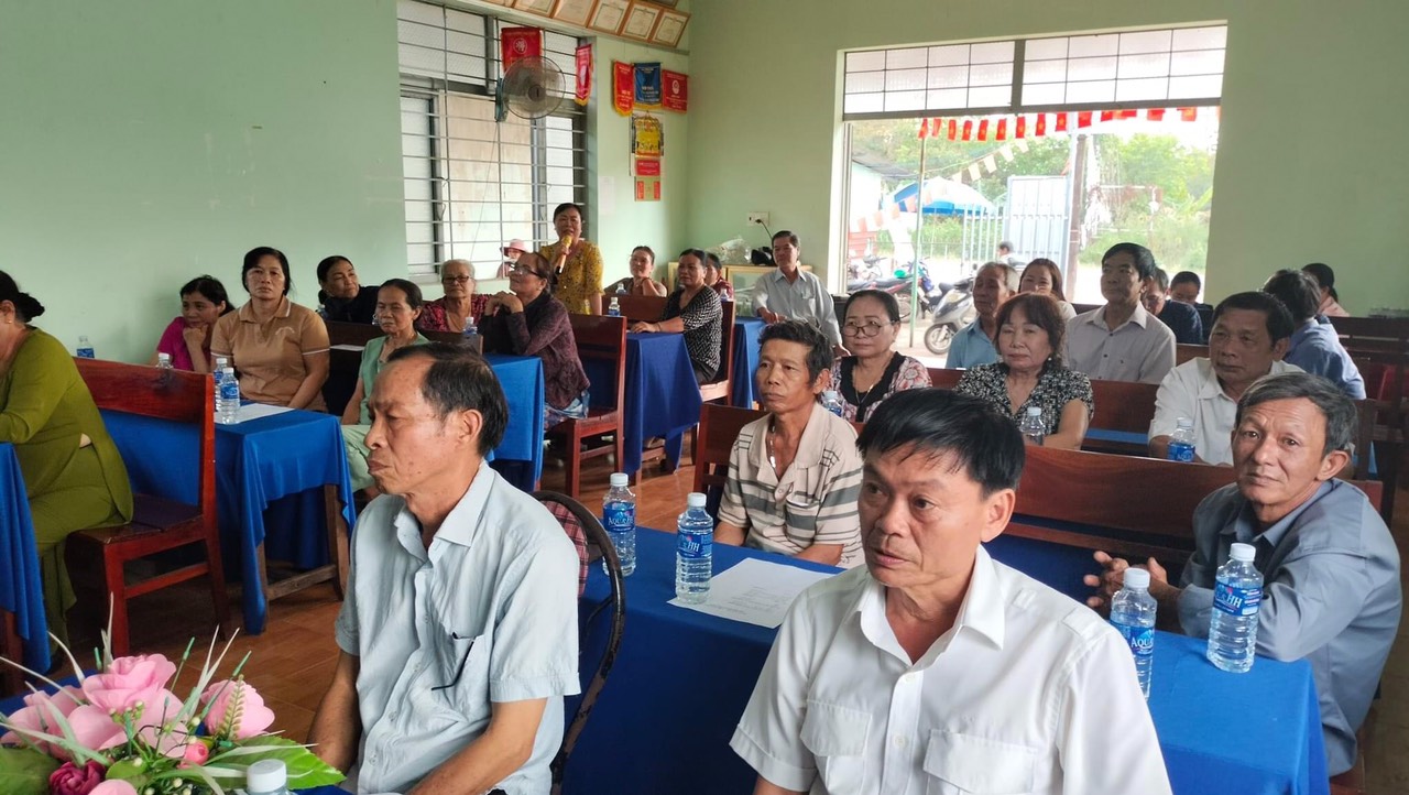 Chi hội Nông dân KP Phú Hòa, phường Phú Thịnh tổ chức Tổng kết công tác năm 2023
