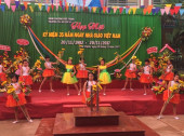 Trường TH An Lộc B họp mặt kỷ niệm ngày Nhà giáo Việt Nam
