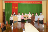 Bí thư thị ủy Bình Long chúc mừng ngày báo chí Việt Nam
