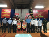 Lãnh đạo thị xã Bình Long thăm tặng quà các cơ sở tôn giáo  nhân dịp Lễ Giáng sinh