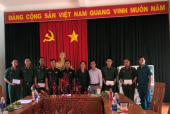 Phường Phú Đức thăm, tặng quà các tân binh nhập ngũ năm 2022