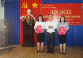 Công bố trao quyết định hiệu trưởng, phó hiệu trưởng trường tiểu học Nguyễn Bá Ngọc