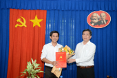 Đồng chí Nguyễn Thanh Phương nhận quyết định giữ chức Phó Trưởng Ban Tổ chức Thị ủy