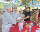 Bình Long hỗ trợ gia đình nạn nhân bị trăn cuốn tử vong ở Thanh Phú