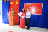 Bà Đinh Thị Ngọc Thành nhân Quyết định bổ nhiệm giữ chức vụ Phó Hiệu trưởng trường Mầm non Thanh Phú