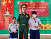 Cựu chiến binh phường Phú Đức tiếp lửa truyền thống cho thế hệ trẻ