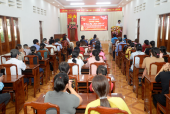 LĐLĐ thị xã Bình Long trao 170 suất quà Tết cho đoàn viên, lao động