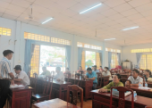 Thành viên Ban đại diện HĐQT Ngân hàng chính sách xã hội thị xã Bình Long thực hiện Kiểm tra, giám sát các hoạt động tín dụng chính sách tại xã Thanh Lương