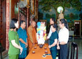 PHƯỜNG PHÚ THỊNH TỔ CHỨC THĂM, CHÚC MỪNG CÁC CƠ SỞ PHẬT GIÁO NHÂN DỊP ĐẠI LỄ PHẬT ĐẢN – VESAK 2025 (Phật lịch 2569)