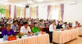 Đảng bộ phường Hưng Chiến trao tặng huy hiệu 45, 40 năm tuổi đảng  đợt 19/5/2025