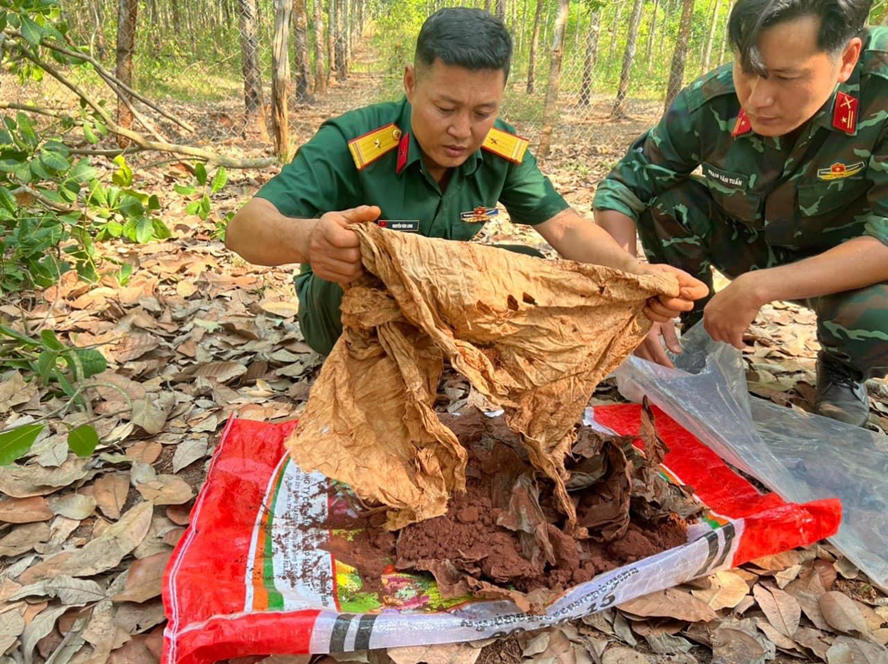 Gather 13 bodies of martyrs in Thanh Phu, Binh Long commune