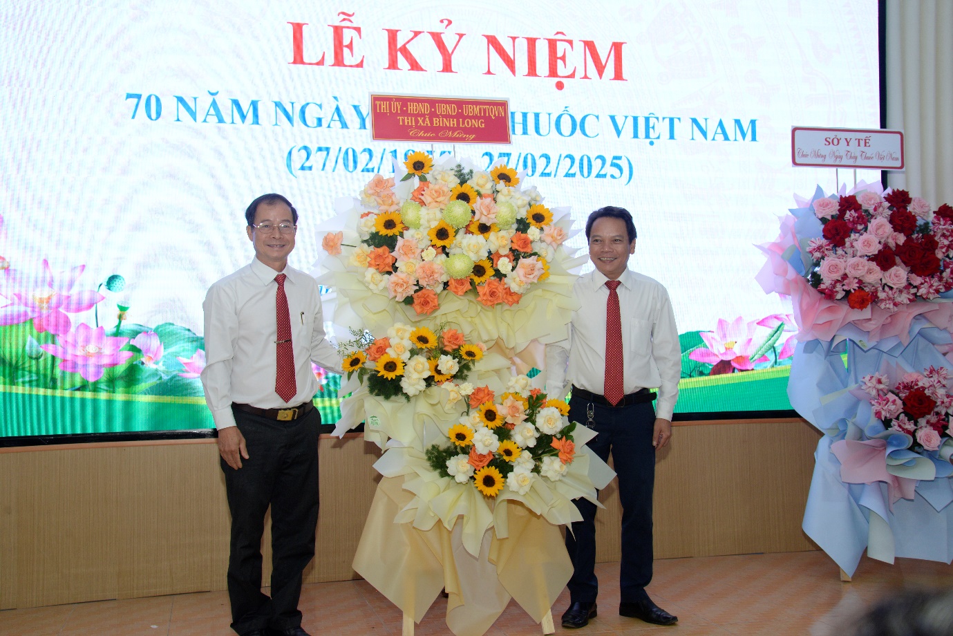 Trung tâm Y tế thị xã họp mặt kỷ niệm 70 năm ngày thầy thuốc Việt Nam